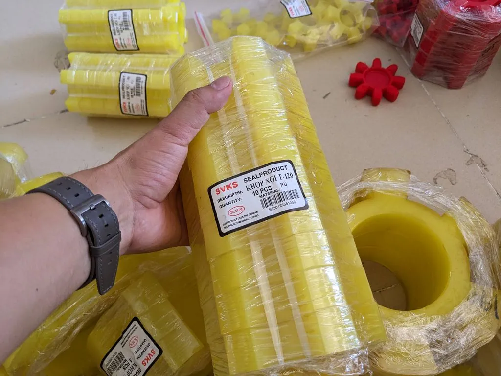 Khớp nối T (Tire Coupling) 200 (ID200, OD100, H40, 6 cánh) — Tire Coupling — PXL 084914038.MP