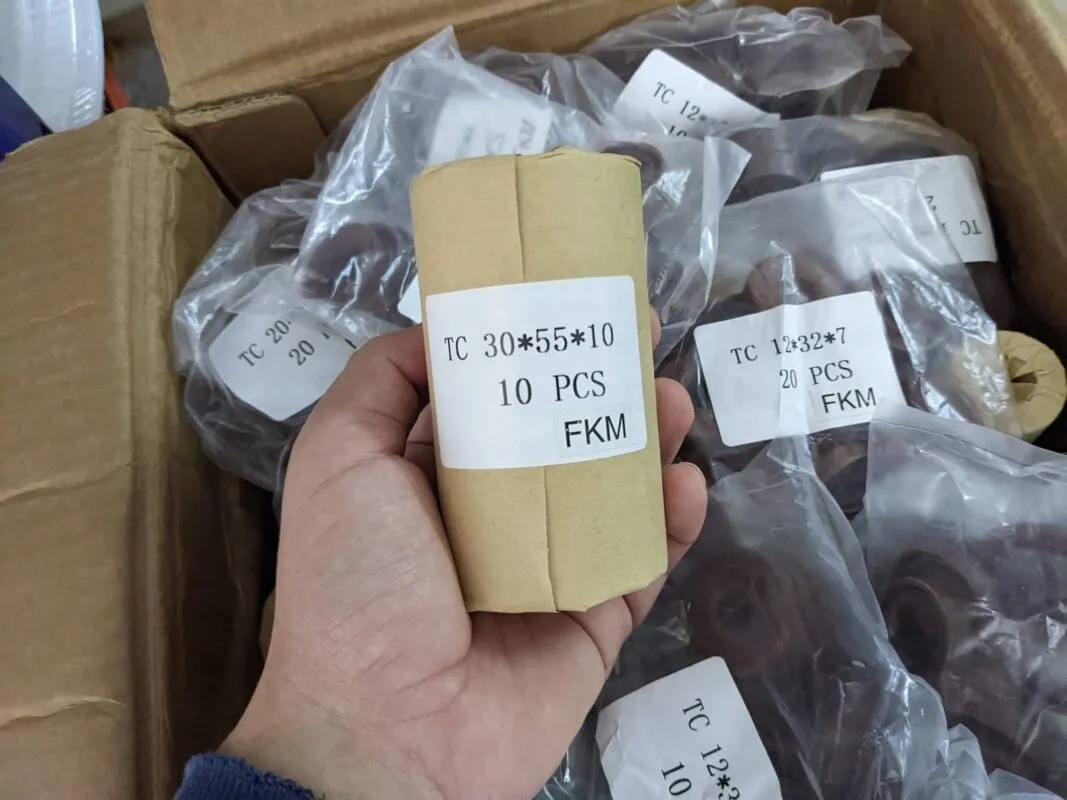 Phớt láp: cuộn phớt FKM ghi nhãn TC 30*55*10, 10 cái